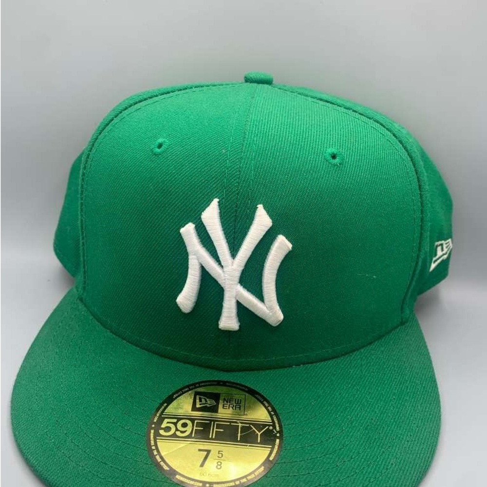 New Era Vibrant Green NY Logo Cap